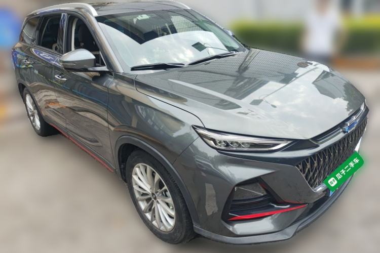 Used CHANGAN OSHAN X7 PLUS 2022 1.5T Blue Whale Edition Automatic Prestige Version Front Right 45 Deg