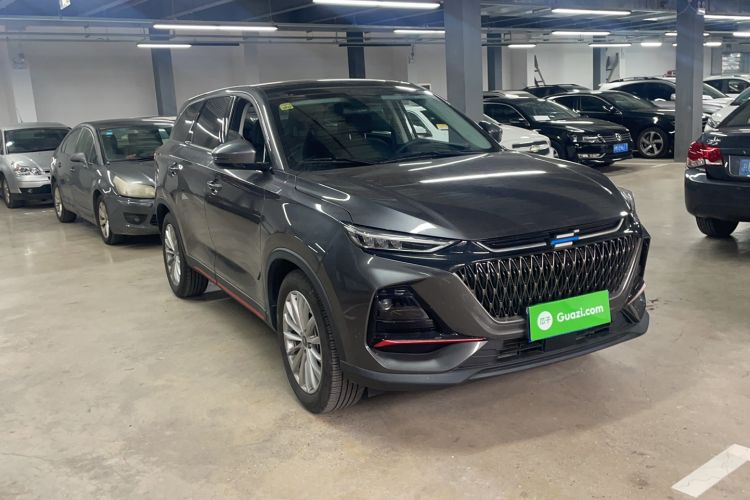 Used CHANGAN OSHAN X7 PLUS 2022 1.5T Blue Whale Edition Automatic Luxury Trim Front Right 45 Deg