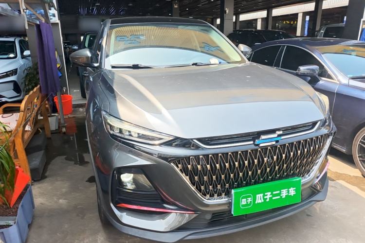 Used CHANGAN OSHAN X7 PLUS 2022 1.5T Blue Whale Edition Automatic Luxury 7-Seater Front Right 45 Deg
