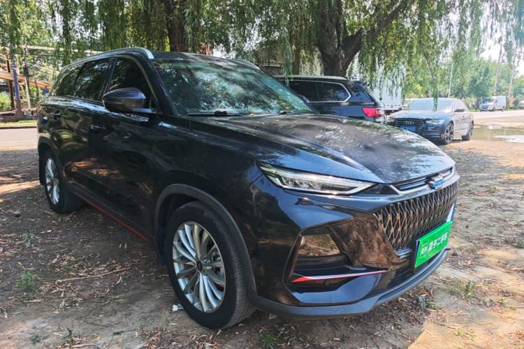 Used CHANGAN OSHAN X7 PLUS 2022 1.5T Blue Whale Edition Automatic Geeker Navigation Model Front Right 45 Deg