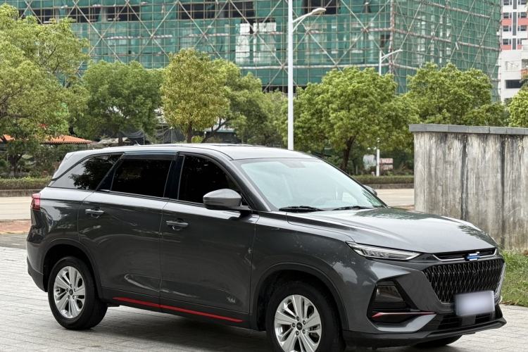 Used CHANGAN OSHAN X7 PLUS 2022 1.5T Blue Whale Edition Automatic Luxury Version Front Right 45 Deg