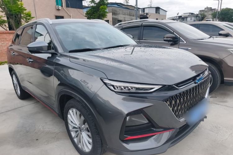 Used CHANGAN OSHAN X7 PLUS 2022 1.5T Blue Whale Edition Automatic Prestige Version Front Right 45 Deg