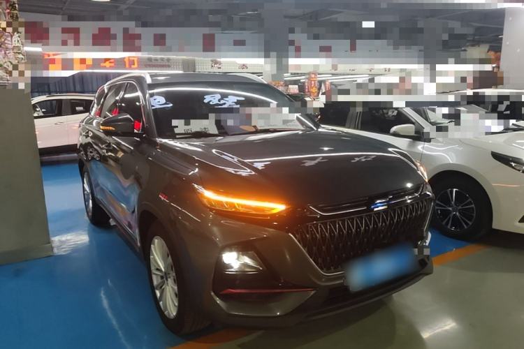Used CHANGAN OSHAN X7 PLUS 2022 1.5T Blue Whale Edition Automatic ZhiZun Model Front Right 45 Deg