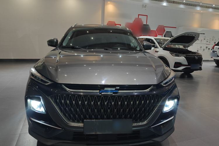 Used CHANGAN OSHAN X7 PLUS 2022 1.5T Blue Whale Edition Automatic Geeker Flagship Model Front