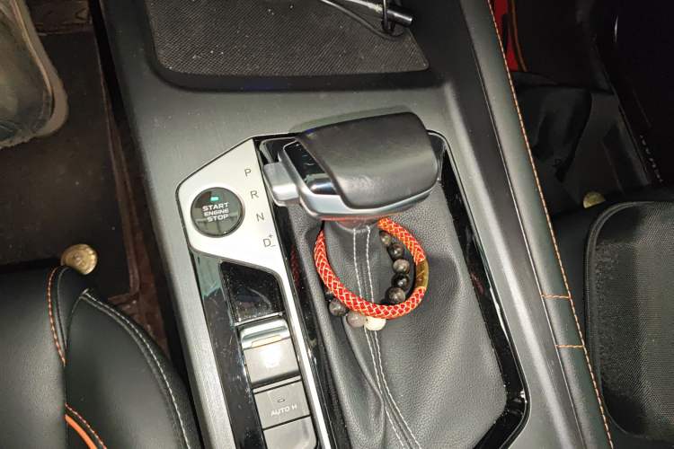 Used CHANGAN OSHAN X7 PLUS 2022 1.5T Blue Whale Edition Automatic Luxury Trim Gear Lever