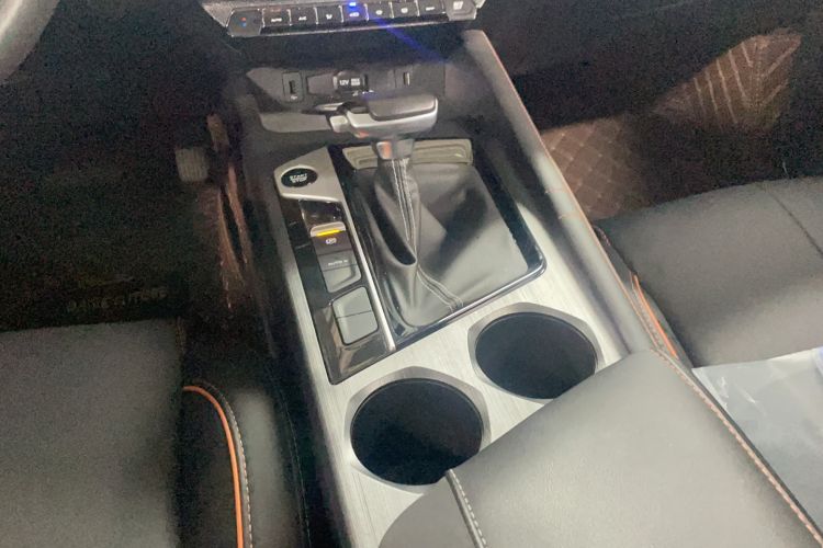 Used CHANGAN OSHAN X7 PLUS 2022 1.5T Blue Whale Edition Automatic Luxury Trim Gear Lever