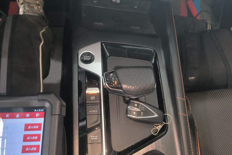Used CHANGAN OSHAN X7 PLUS 2022 1.5T Blue Whale Edition Automatic Geeker Flagship Model Gear Lever