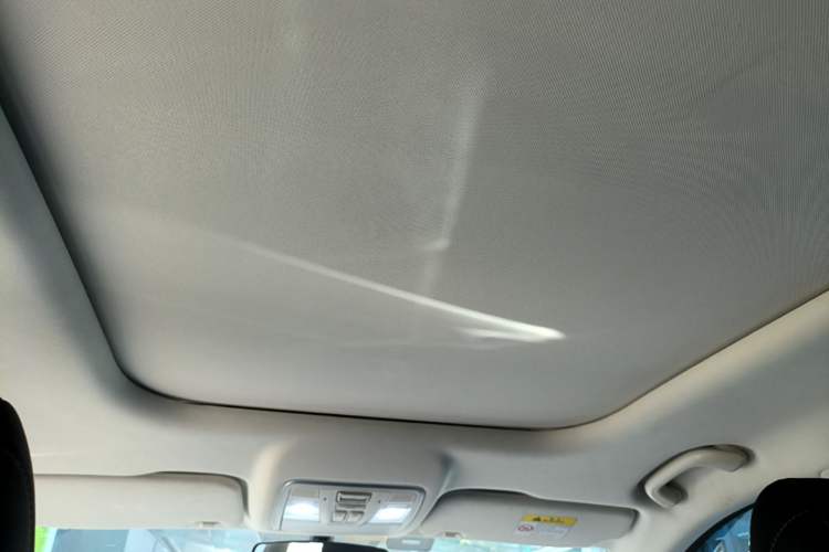 Used CHANGAN OSHAN X7 PLUS 2022 1.5T Blue Whale Edition Automatic Prestige Version Headliner
