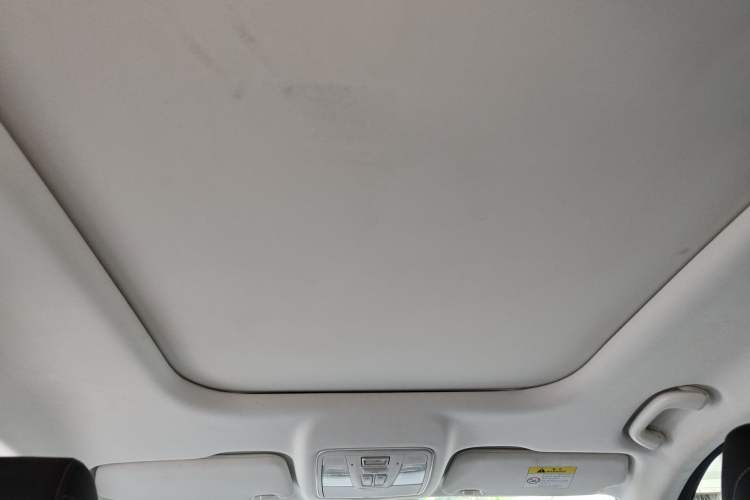 Used CHANGAN OSHAN X7 PLUS 2022 1.5T Blue Whale Edition Automatic Prestige Version Headliner