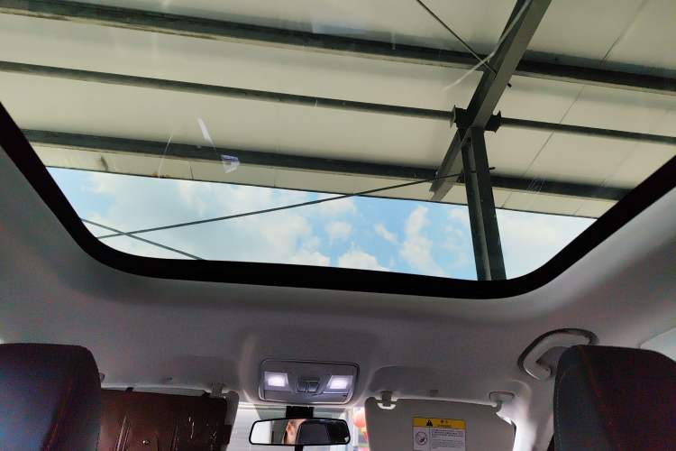 Used CHANGAN OSHAN X7 PLUS 2022 1.5T Manual Luxury Version Headliner