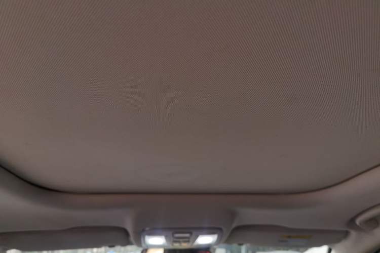 Used CHANGAN OSHAN X7 PLUS 2022 1.5T Blue Whale Edition Automatic Prestige 7-Seater Headliner
