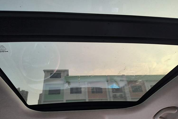 Used CHANGAN OSHAN X7 PLUS 2022 1.5T Blue Whale Edition Automatic Luxury Version Headliner