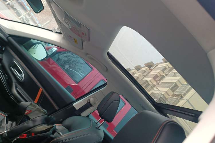Used CHANGAN OSHAN X7 PLUS 2022 1.5T Blue Whale Edition Automatic Prestige Version Headliner