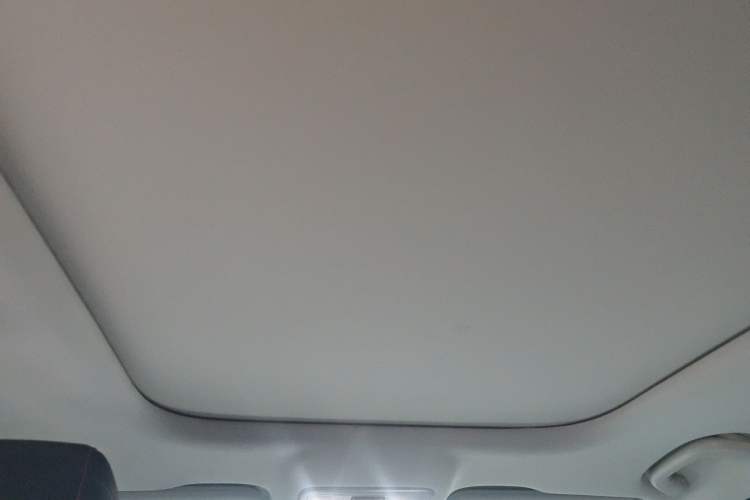 Used CHANGAN OSHAN X7 PLUS 2022 1.5T Blue Whale Edition Automatic Smart Luxury 7-Seater Headliner