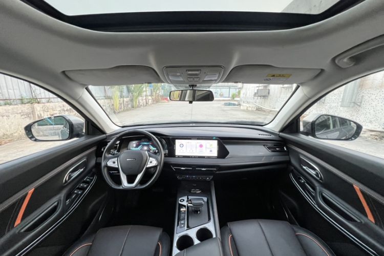 Used CHANGAN OSHAN X7 PLUS 2022 1.5T Blue Whale Edition Automatic Geeker Navigation Model Headliner
