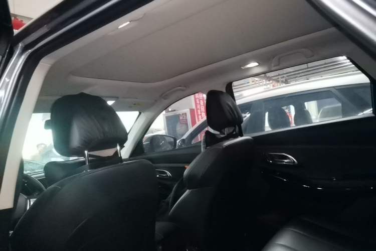 Used CHANGAN OSHAN X7 PLUS 2022 1.5T Blue Whale Edition Automatic Prestige Version Headliner
