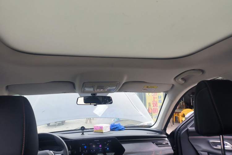 Used CHANGAN OSHAN X7 PLUS 2022 1.5T Blue Whale Edition Automatic Luxury Trim Headliner