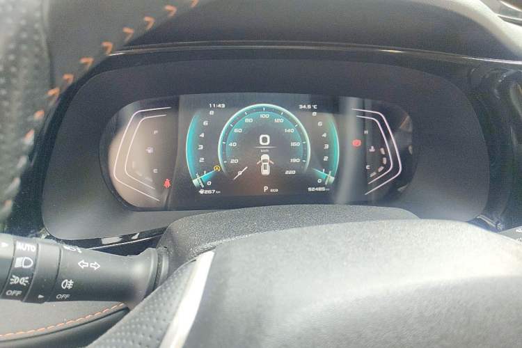 Used CHANGAN OSHAN X7 PLUS 2022 1.5T Blue Whale Edition Automatic Prestige 7-Seater Instrument Cluster