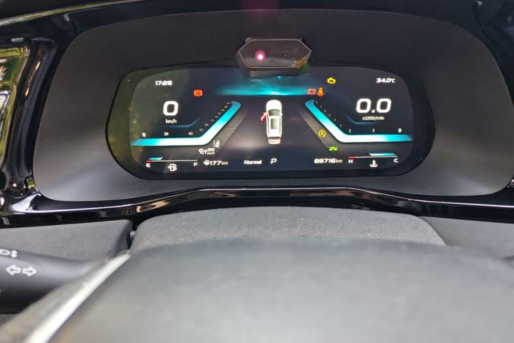 Used CHANGAN OSHAN X7 PLUS 2022 1.5T Blue Whale Edition Automatic Geeker Flagship Model Instrument Cluster