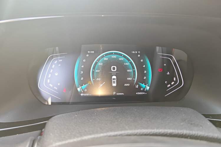 Used CHANGAN OSHAN X7 PLUS 2022 1.5T Blue Whale Edition Automatic Prestige Version Instrument Cluster