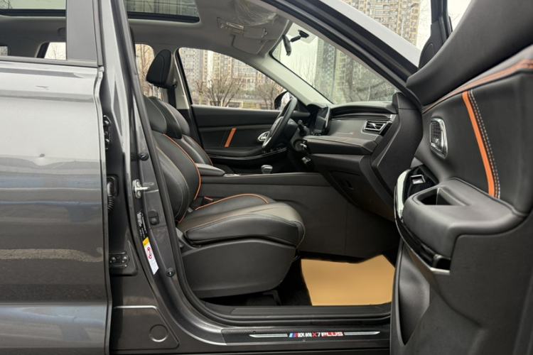 Used CHANGAN OSHAN X7 PLUS 2022 1.5T Blue Whale Edition Automatic ZhiZun Model Interior 1