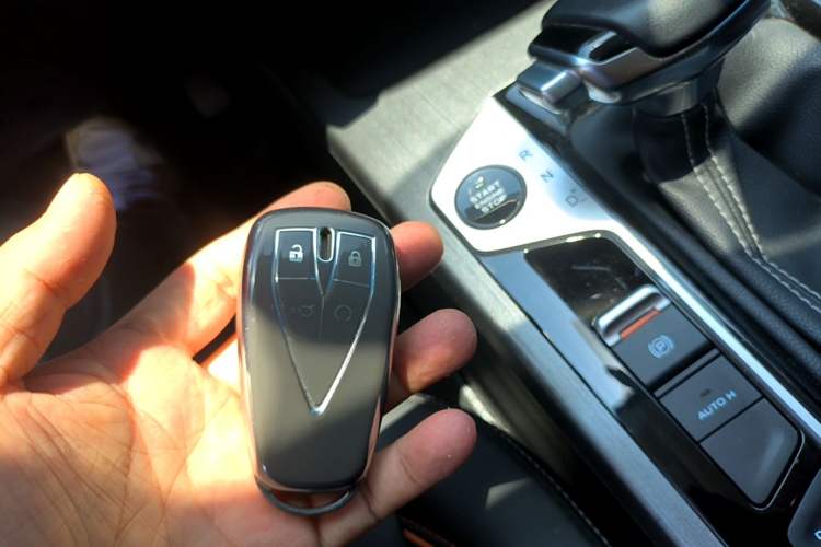 Used CHANGAN OSHAN X7 PLUS 2022 1.5T Blue Whale Edition Automatic Prestige Version Interior 1