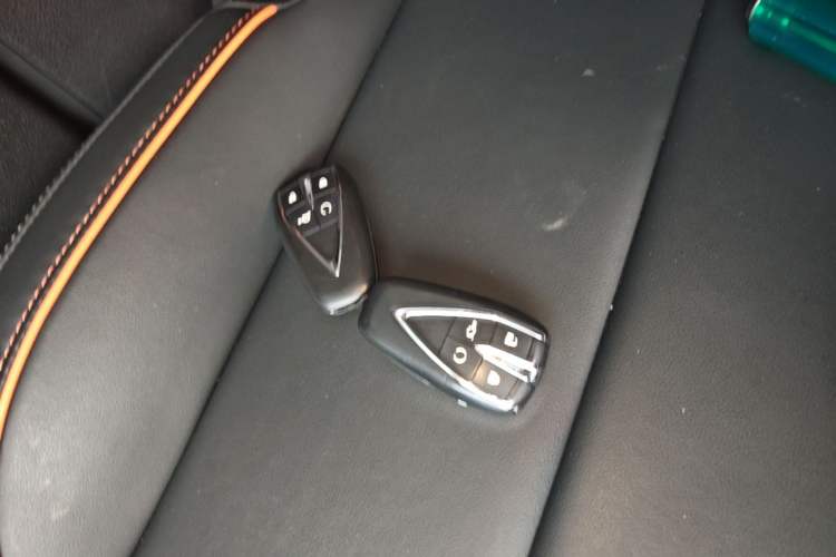 Used CHANGAN OSHAN X7 PLUS 2022 1.5T Blue Whale Edition Automatic Prestige Version Interior 1