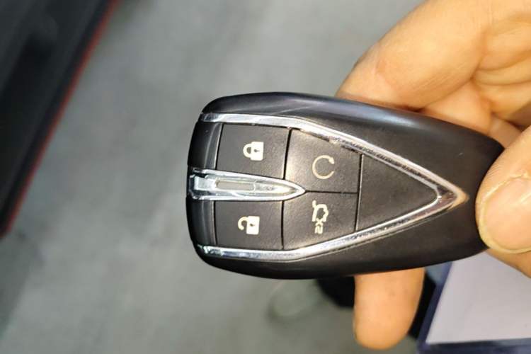 Used CHANGAN OSHAN X7 PLUS 2022 1.5T Blue Whale Edition Automatic Prestige Version Interior 1