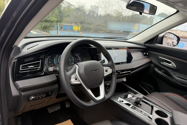 Used CHANGAN OSHAN X7 PLUS 2022 1.5T Blue Whale Edition Automatic ZhiZun Model Interior 10