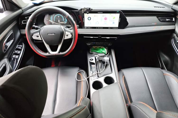 Used CHANGAN OSHAN X7 PLUS 2022 1.5T Blue Whale Edition Automatic Prestige Version Interior 2