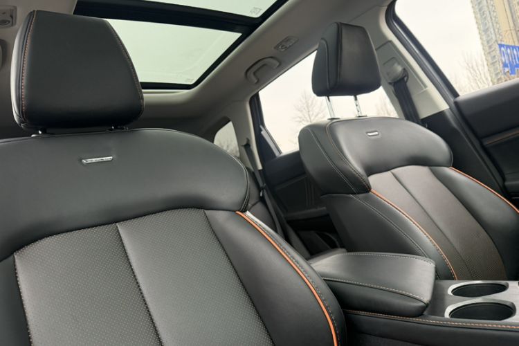 Used CHANGAN OSHAN X7 PLUS 2022 1.5T Blue Whale Edition Automatic ZhiZun Model Interior 4