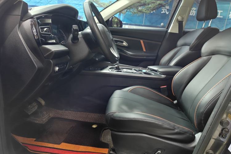 Used CHANGAN OSHAN X7 PLUS 2022 1.5T Blue Whale Edition Automatic Prestige Version Interior 5