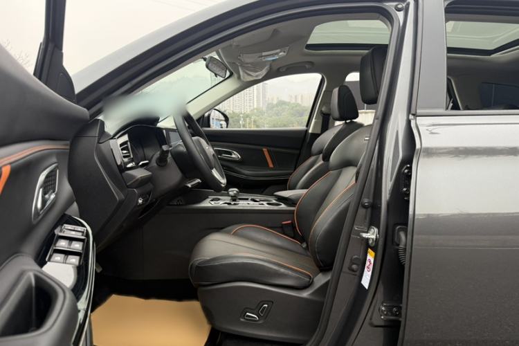 Used CHANGAN OSHAN X7 PLUS 2022 1.5T Blue Whale Edition Automatic ZhiZun Model Interior 7