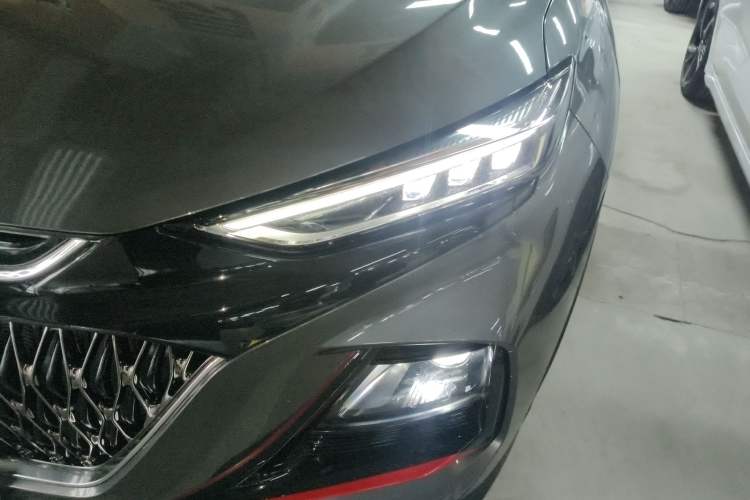 Used CHANGAN OSHAN X7 PLUS 2022 1.5T Blue Whale Edition Automatic ZhiZun Model Left Front Headlight