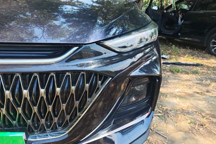 Used CHANGAN OSHAN X7 PLUS 2022 1.5T Blue Whale Edition Automatic Geeker Navigation Model Left Front Headlight