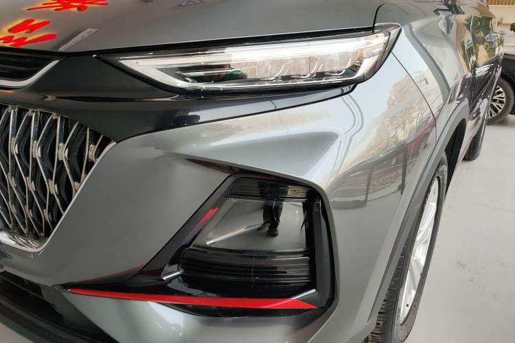 Used CHANGAN OSHAN X7 PLUS 2022 1.5T Manual Luxury Version Left Front Headlight