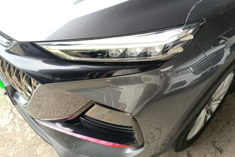 Used CHANGAN OSHAN X7 PLUS 2022 1.5T Blue Whale Edition Automatic Luxury Trim Left Front Headlight