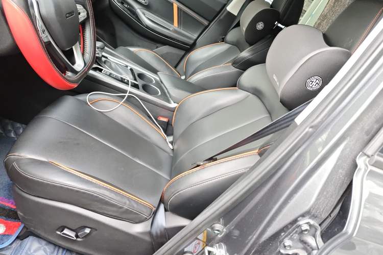 Used CHANGAN OSHAN X7 PLUS 2022 1.5T Blue Whale Edition Automatic Prestige Version Left Front Seat
