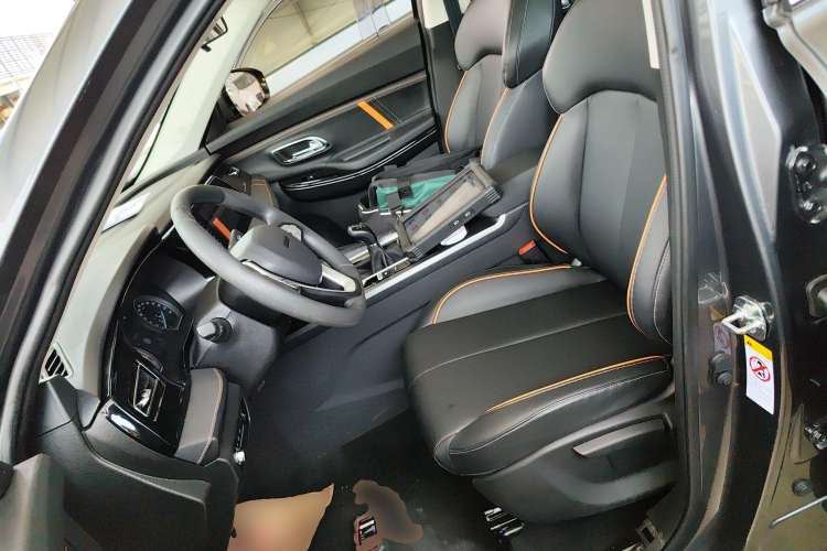 Used CHANGAN OSHAN X7 PLUS 2022 1.5T Manual Luxury Version Left Front Seat