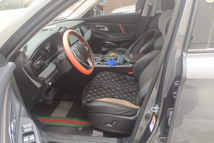 Used CHANGAN OSHAN X7 PLUS 2022 1.5T Blue Whale Edition Automatic Geeker Flagship Model Left Front Seat