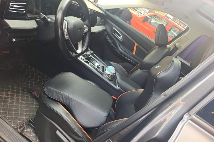 Used CHANGAN OSHAN X7 PLUS 2022 1.5T Blue Whale Edition Automatic Luxury 7-Seater Left Front Seat