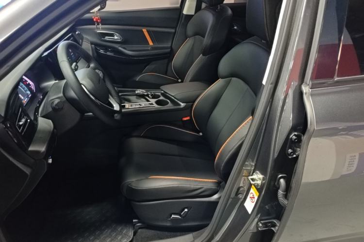 Used CHANGAN OSHAN X7 PLUS 2022 1.5T Blue Whale Edition Automatic Prestige 7-Seater Left Front Seat