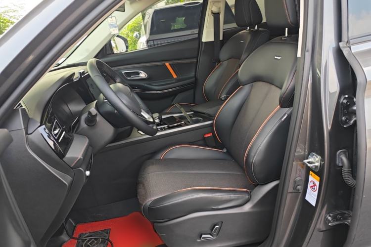 Used CHANGAN OSHAN X7 PLUS 2022 1.5T Blue Whale Edition Automatic ZhiZun Model Left Front Seat