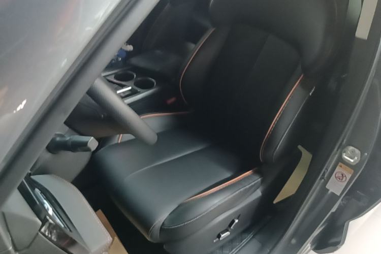 Used CHANGAN OSHAN X7 PLUS 2022 1.5T Blue Whale Edition Automatic Prestige Version Left Front Seat