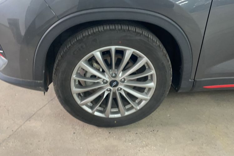 Used CHANGAN OSHAN X7 PLUS 2022 1.5T Blue Whale Edition Automatic Luxury Trim Left Front Wheel Hub