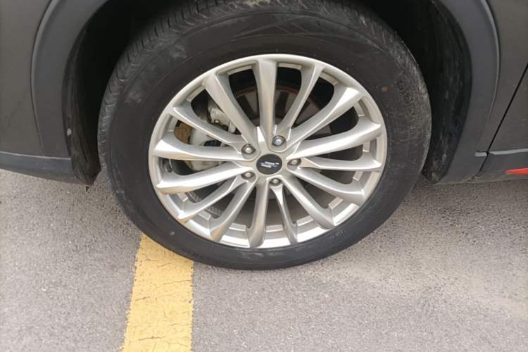 Used CHANGAN OSHAN X7 PLUS 2022 1.5T Blue Whale Edition Automatic Prestige Version Left Front Wheel Hub