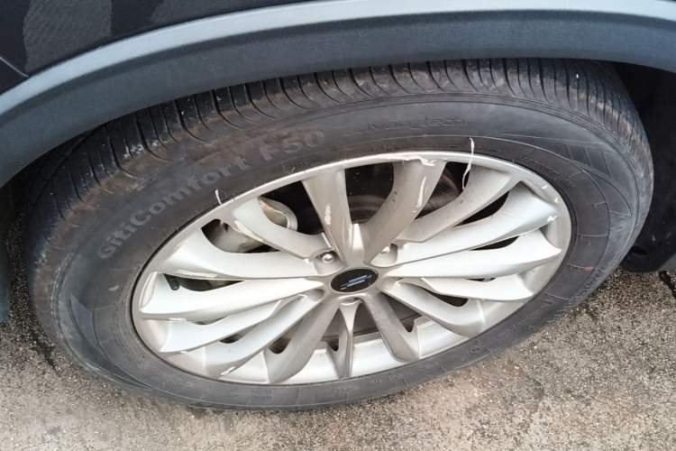 Used CHANGAN OSHAN X7 PLUS 2022 1.5T Blue Whale Edition Automatic Luxury Trim Left Front Wheel Hub