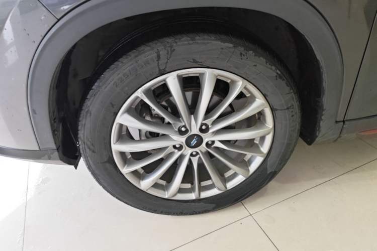 Used CHANGAN OSHAN X7 PLUS 2022 1.5T Blue Whale Edition Automatic ZhiZun Model Left Front Wheel Hub