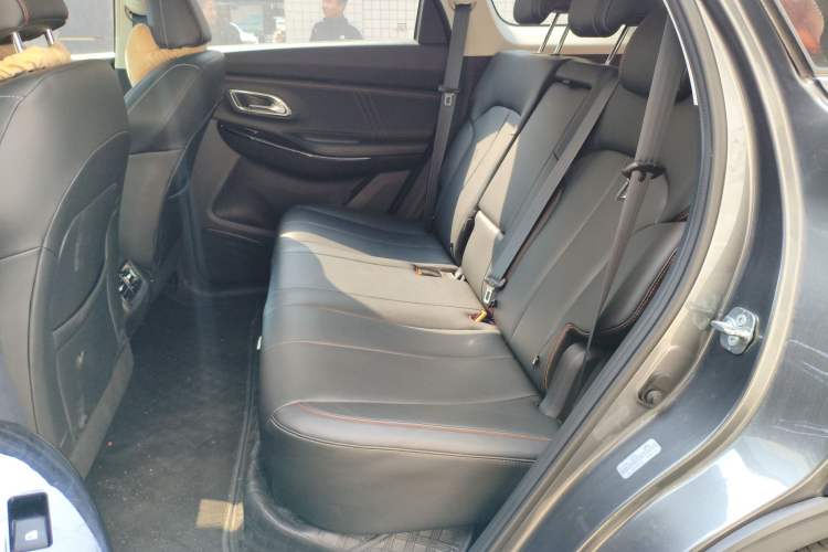 Used CHANGAN OSHAN X7 PLUS 2022 1.5T Blue Whale Edition Automatic Prestige Version Left Rear Seat