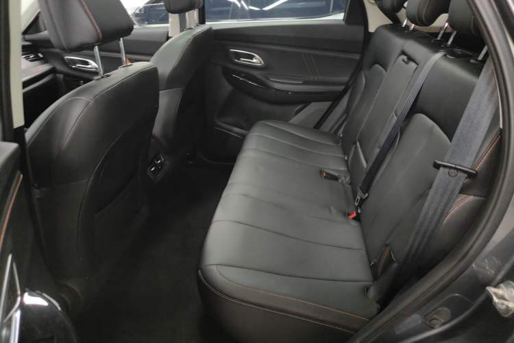 Used CHANGAN OSHAN X7 PLUS 2022 1.5T Blue Whale Edition Automatic Luxury Trim Left Rear Seat